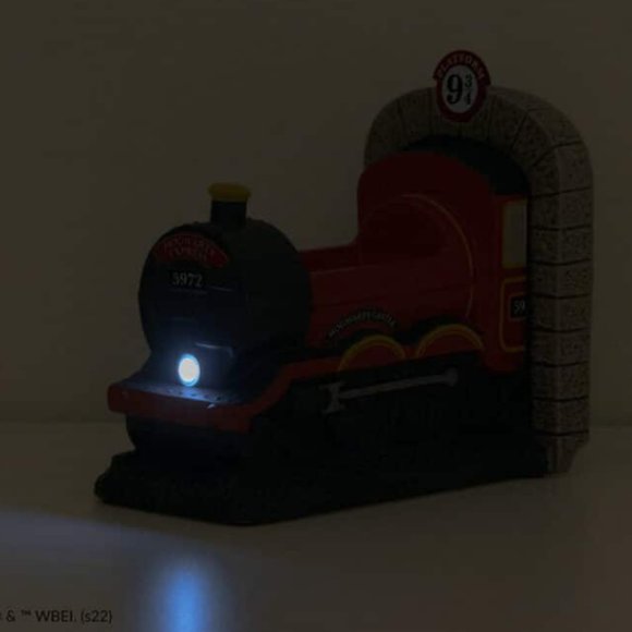 Harry Potter Hogwarts Express Train Platform 9 3/4 Wizard Witch Scentsy Warmer - Picture 6 of 9